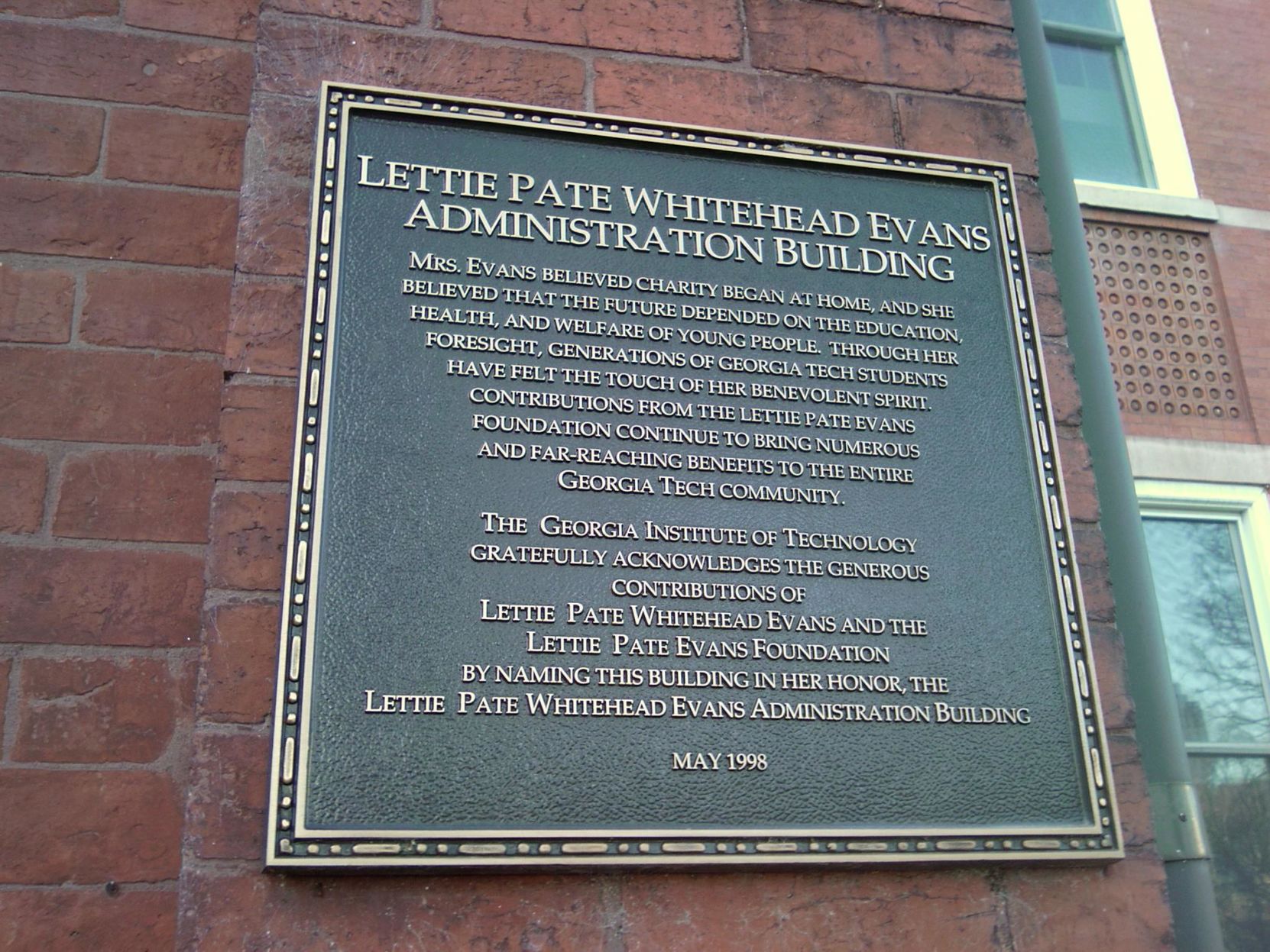 1934: First woman to lead a major corporation